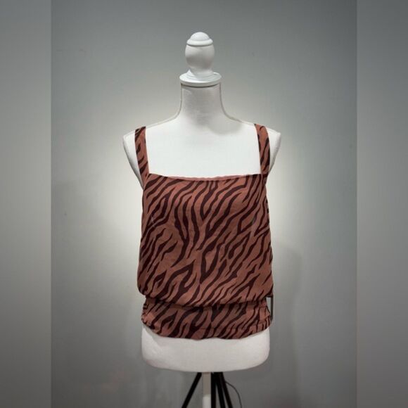 CLEARANCE! ASTR The Label Tiger Cross Back Top XL NWT - Picture 1 of 6